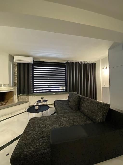 M&F Meteora Apartments #1 Kalambaka Esterno foto