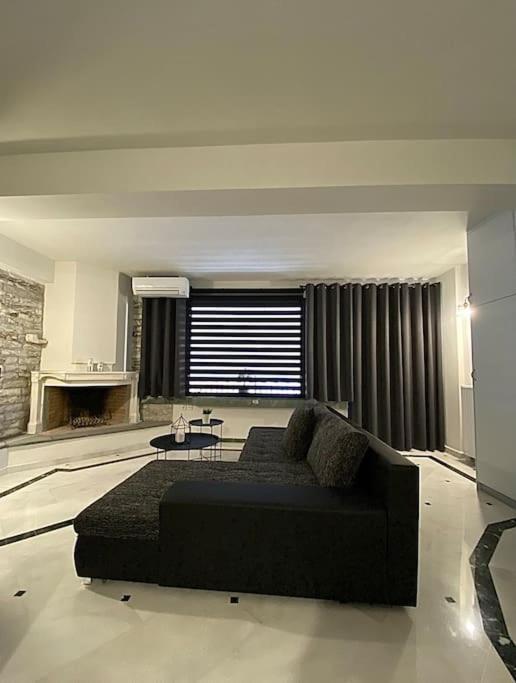 M&F Meteora Apartments #1 Kalambaka Esterno foto